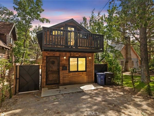 547 Holmes, Sugarloaf, CA 92386