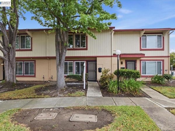 2465 Arf Ave, Hayward, CA 94545