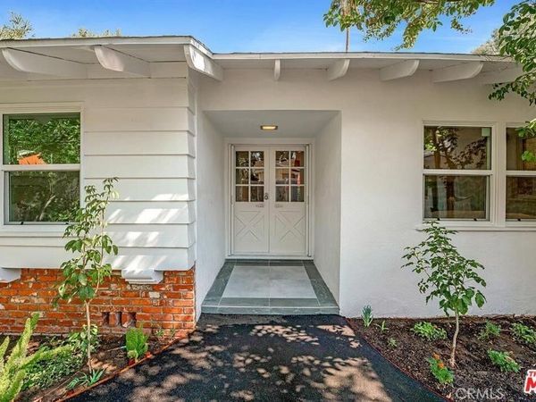 5628 Ponce Avenue, Woodland Hills, CA 91367