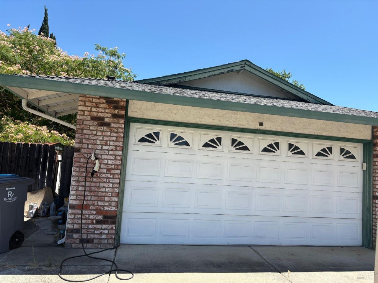 755 Oakmeade Drive, Vacaville, CA 95687 Main Photo