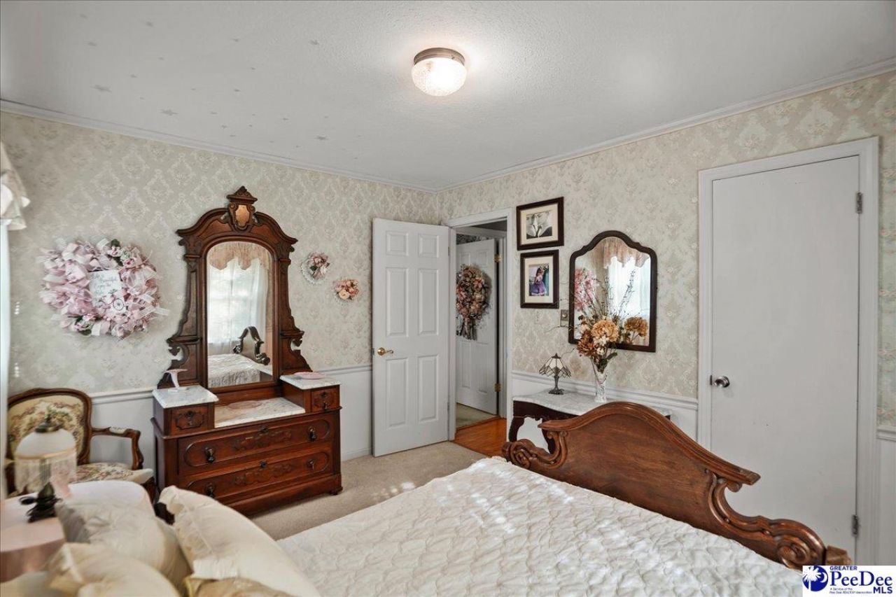 200 River Drive Photo 12