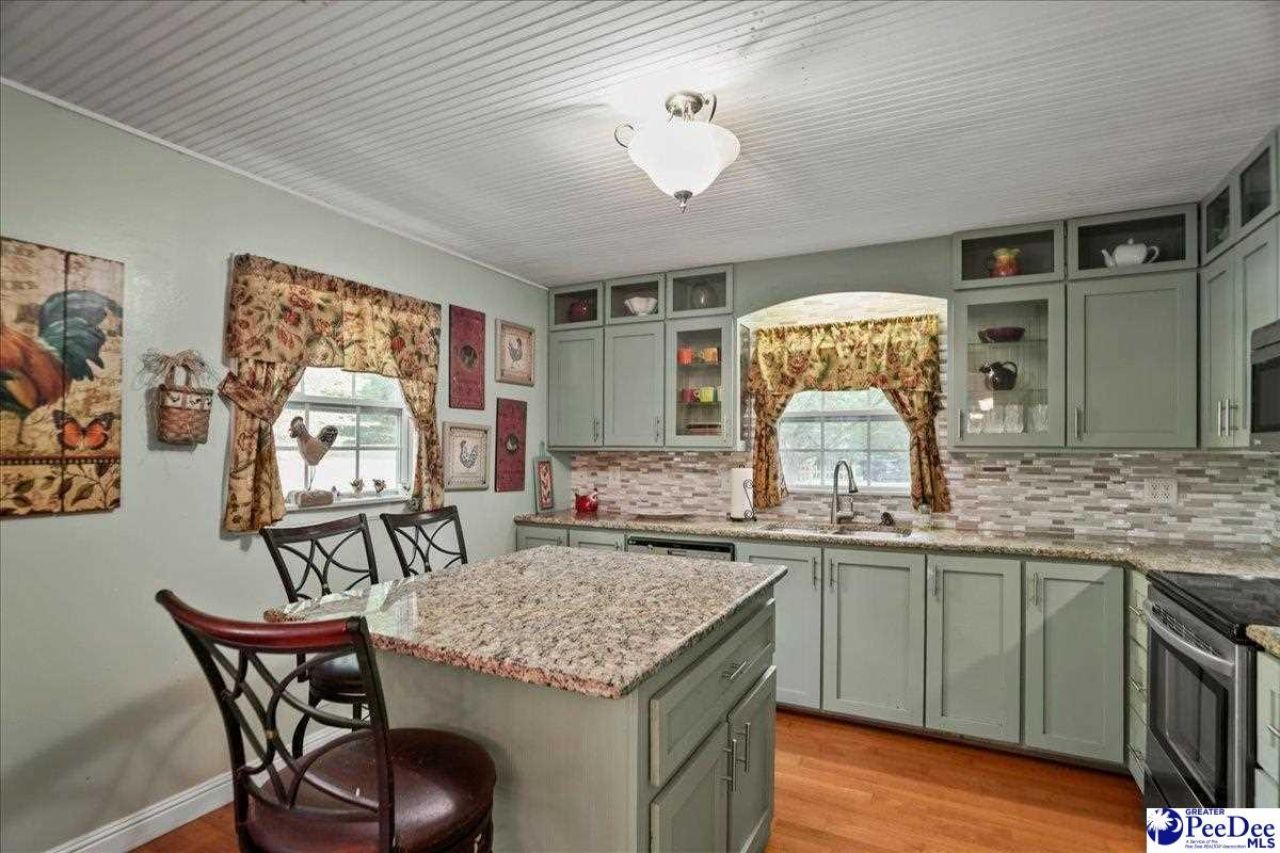 200 River Drive Photo 18