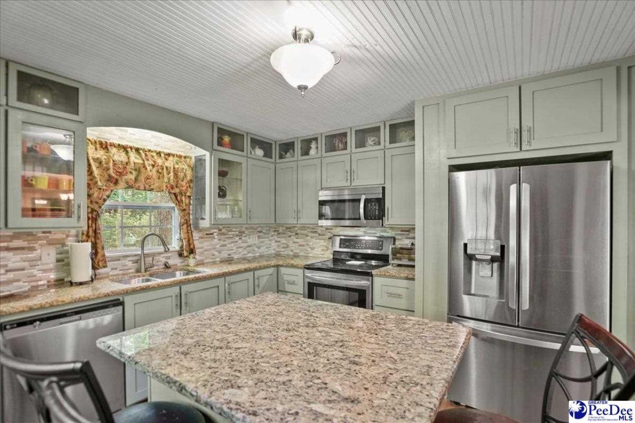 200 River Drive Photo 20
