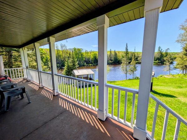 1101 Bates Amasa Road, Bates Twp, MI 49935