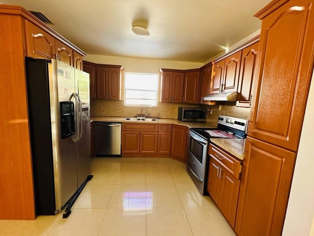 4315 NW 11th Court, Miami, FL 33127 Photo