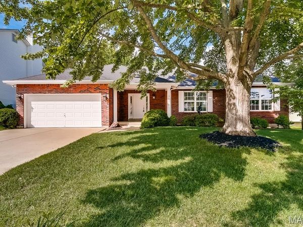 1209 Quiet Woods Drive, St Peters, MO 63376