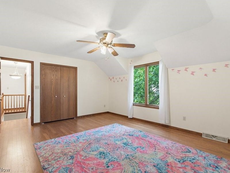 951 S Azalea Boulevard , Barberton, OH 44203 Photo 29