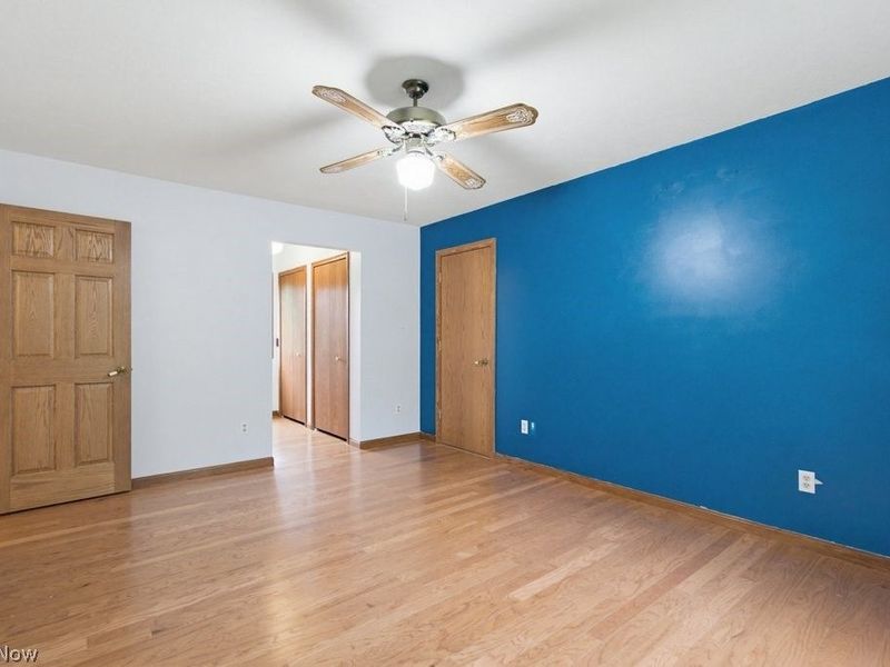 951 S Azalea Boulevard , Barberton, OH 44203 Photo 37