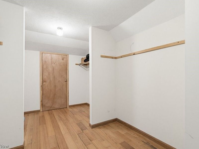951 S Azalea Boulevard , Barberton, OH 44203 Photo 41