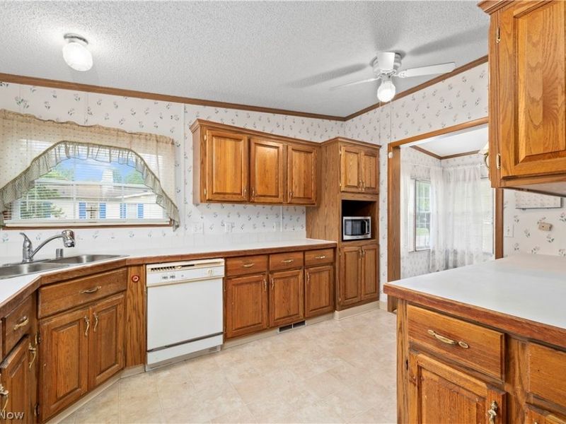 17 Schuberts Alley , Olmsted Township, OH 44138 Photo 12
