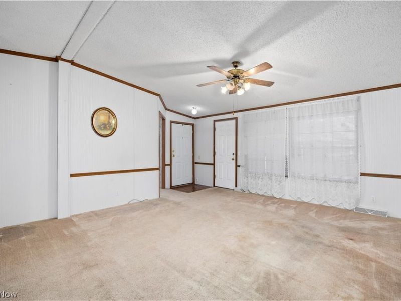 17 Schuberts Alley , Olmsted Township, OH 44138 Photo 19