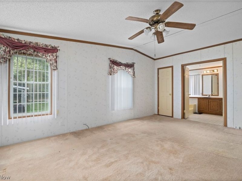 17 Schuberts Alley , Olmsted Township, OH 44138 Photo 28