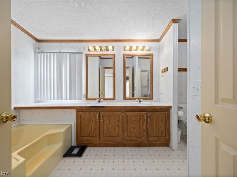 17 Schuberts Alley , Olmsted Township, OH 44138 Photo 31