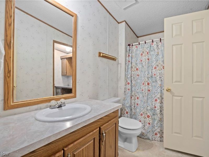 17 Schuberts Alley , Olmsted Township, OH 44138 Photo 38