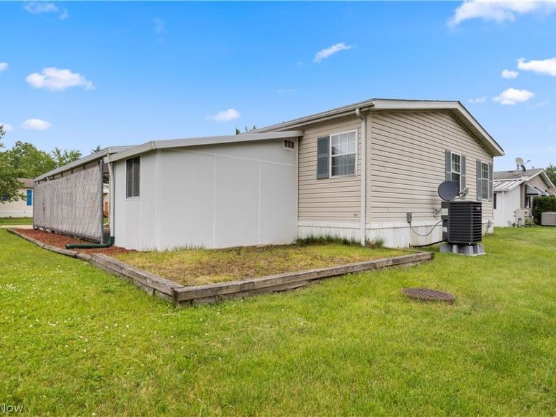 17 Schuberts Alley , Olmsted Township, OH 44138 Photo 8
