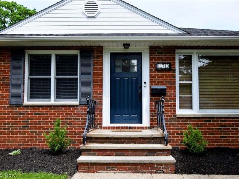 11710 Barrington Boulevard , Parma Heights, OH 44130 Photo 1