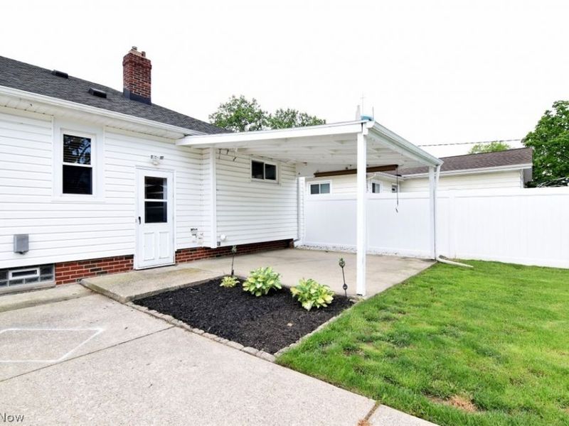 11710 Barrington Boulevard , Parma Heights, OH 44130 Photo 36