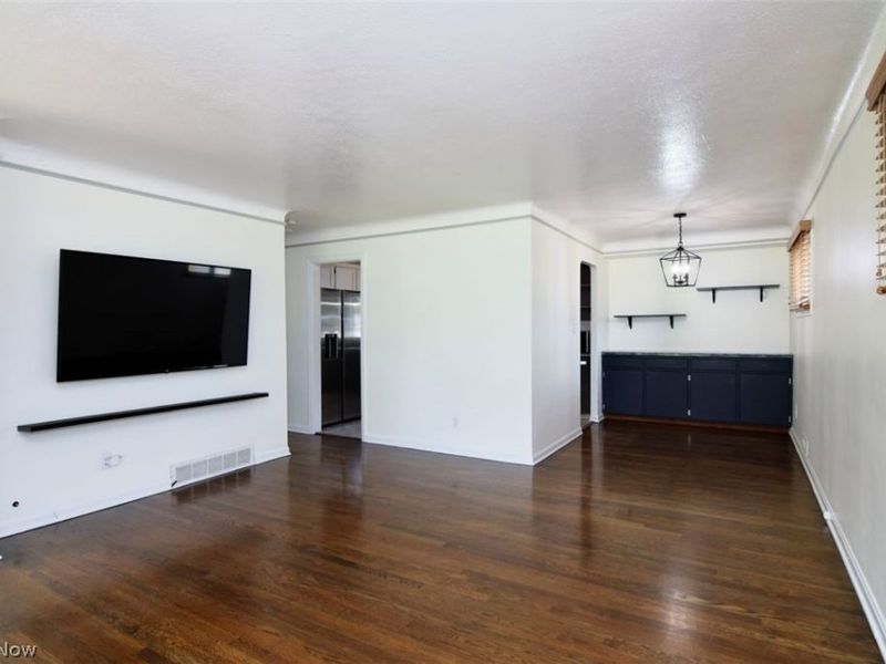 11710 Barrington Boulevard , Parma Heights, OH 44130 Photo 7