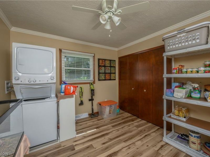 1300 Hyacinth Drive NE, North Canton, OH 44720 Photo 17