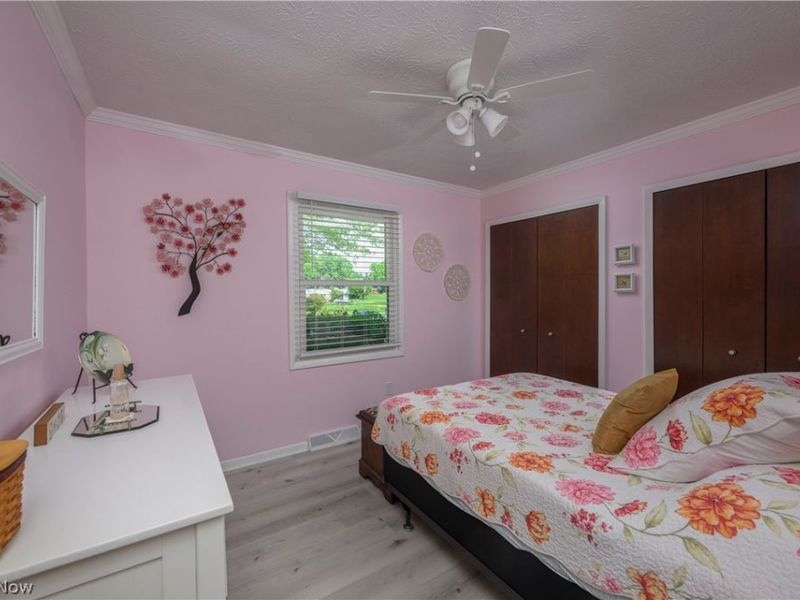 1300 Hyacinth Drive NE, North Canton, OH 44720 Photo 18