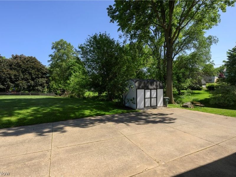 1300 Hyacinth Drive NE, North Canton, OH 44720 Photo 27