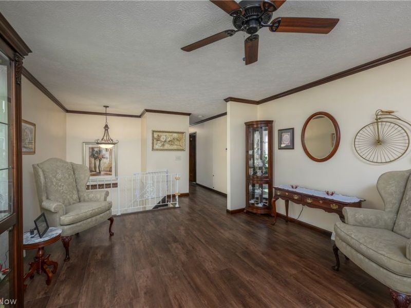 1300 Hyacinth Drive NE, North Canton, OH 44720 Photo 4