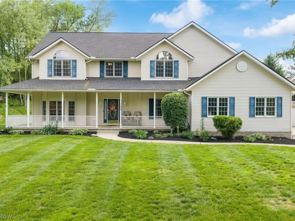 1366 Castalia Drive , New Franklin, OH 44203