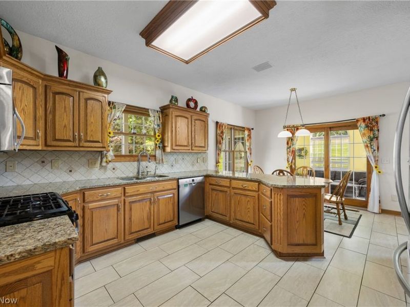 1366 Castalia Drive , New Franklin, OH 44203 Photo 13