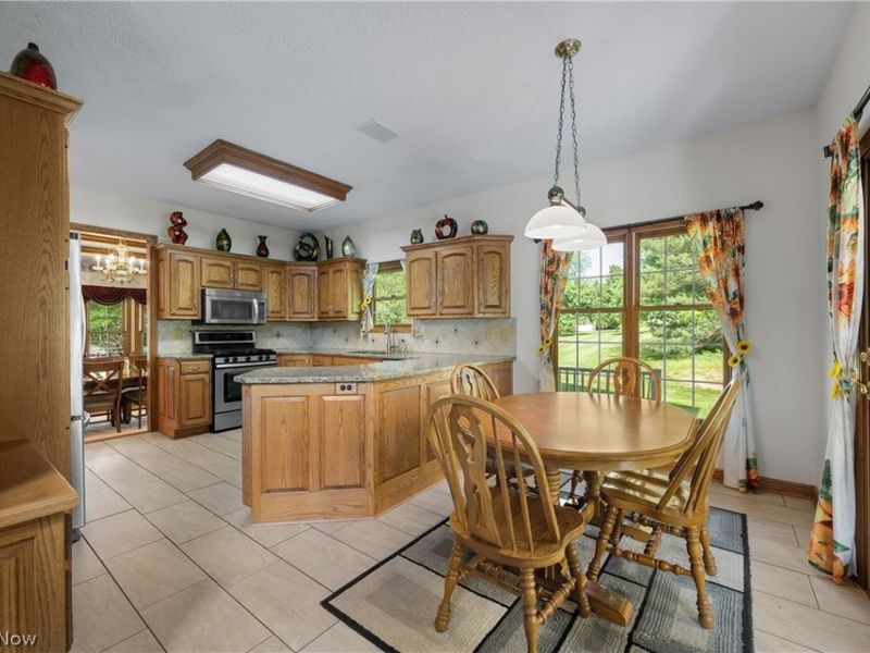 1366 Castalia Drive , New Franklin, OH 44203 Photo 9