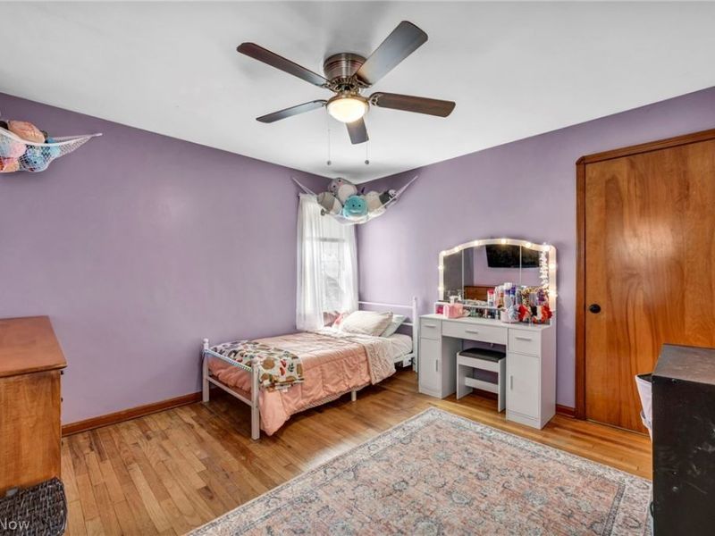 7241 Greenleaf Avenue , Parma, OH 44130 Photo 18