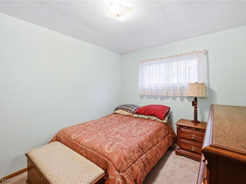 3195 Sunnybrooke Drive , Youngstown, OH 44511 Photo 24