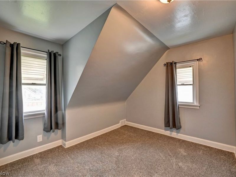 2119 Maple Avenue NE, Canton, OH 44714 Photo 15