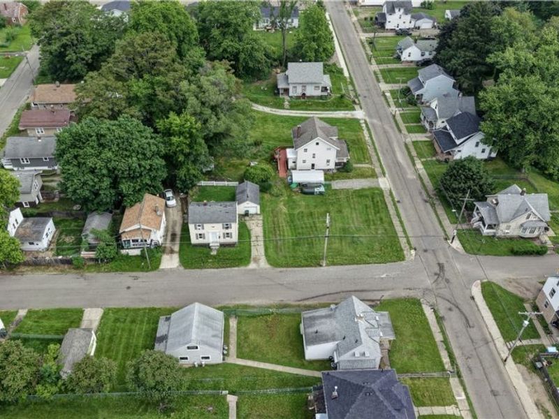 2119 Maple Avenue NE, Canton, OH 44714 Photo 25