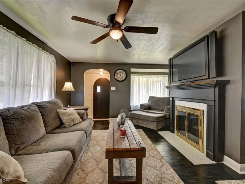 2119 Maple Avenue NE, Canton, OH 44714 Photo 8