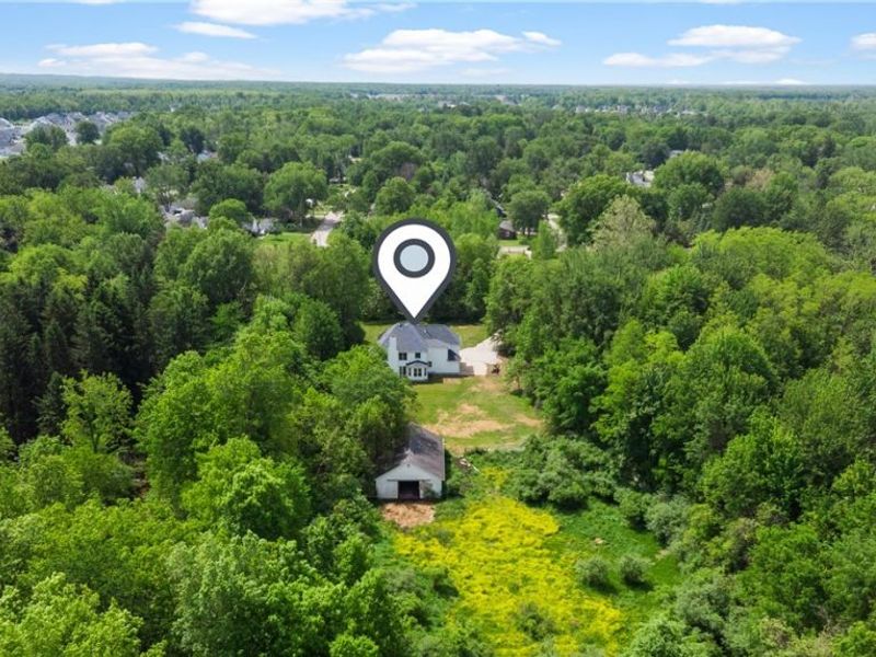 24050 Sprague Road , Olmsted Falls, OH 44138 Photo 48