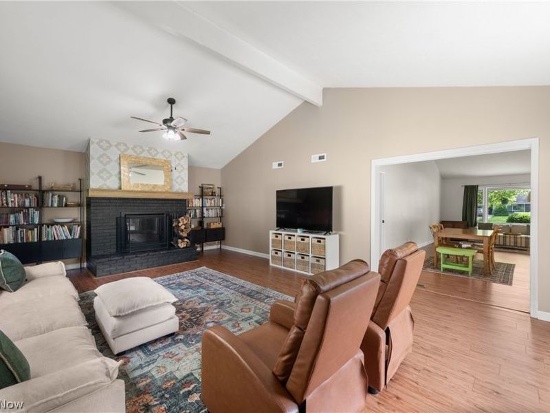212 Parkwood Avenue , Avon Lake, OH 44012 Photo 13