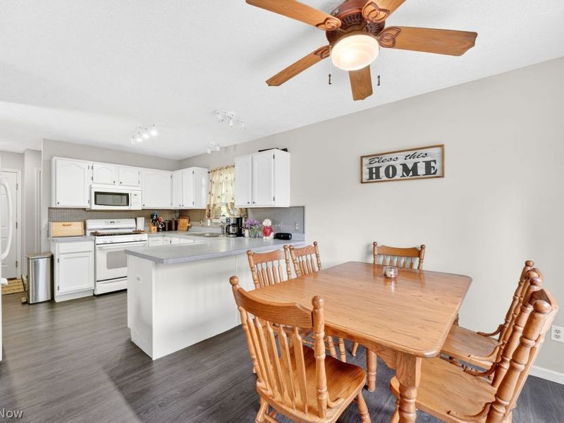 5646 Ridgeview Boulevard , North Ridgeville, OH 44039 Photo 21