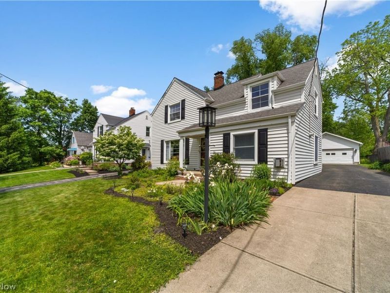 1623 Sunview Road , Lyndhurst, OH 44124 Photo 2