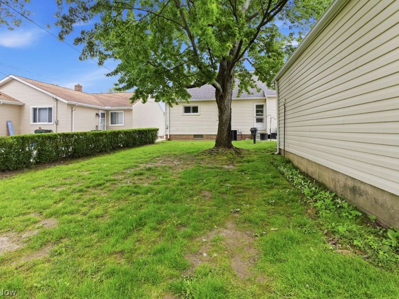 1348 W Miner Road , Mayfield Heights, OH 44124 Photo 22