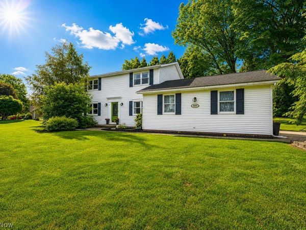9864 Beryl Street NW, Canal Fulton, OH 44614