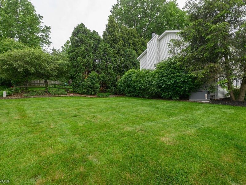 9864 Beryl Street NW, Canal Fulton, OH 44614 Photo 33