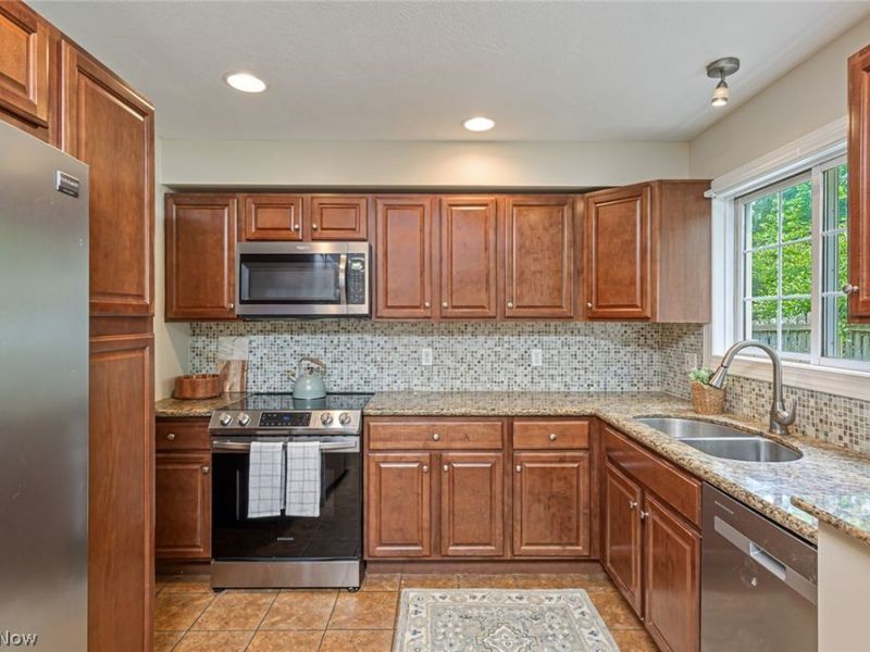 3701 Tolland Road , Shaker Heights, OH 44122 Photo 13