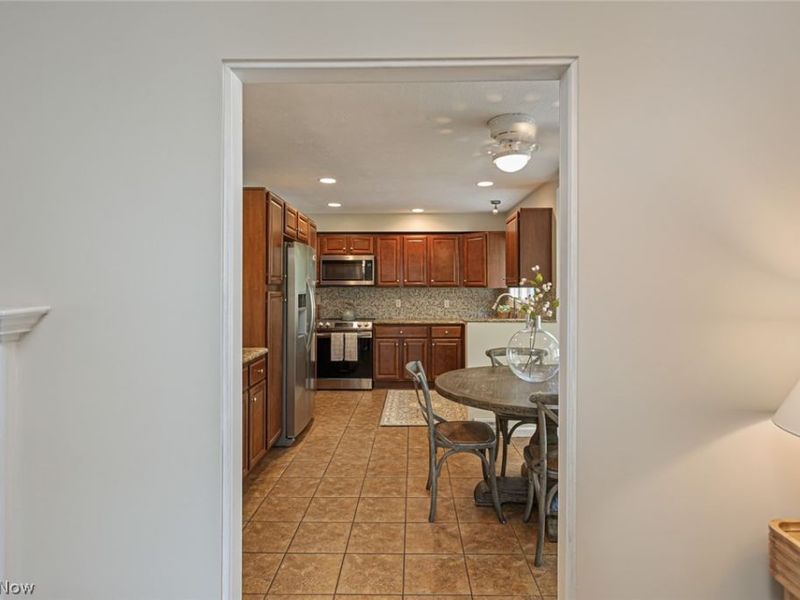 3701 Tolland Road , Shaker Heights, OH 44122 Photo 9