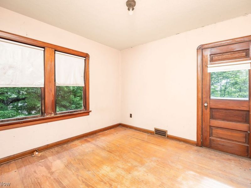 743 Broad Street , Wadsworth, OH 44281 Photo 27