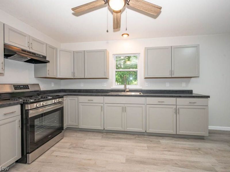247 E 5th Street , Salem, OH 44460 Photo 6