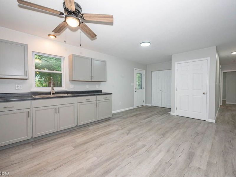 247 E 5th Street , Salem, OH 44460 Photo 7