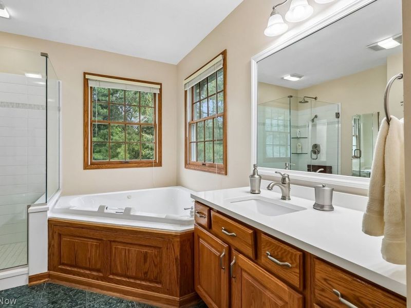 285 Brookpoint Circle, Wadsworth, OH 44281 Photo 32