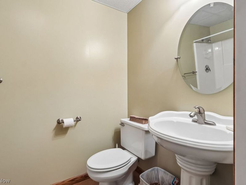 285 Brookpoint Circle, Wadsworth, OH 44281 Photo 36