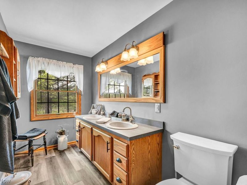 8925 Kennard Road , Lodi, OH 44254 Photo 40