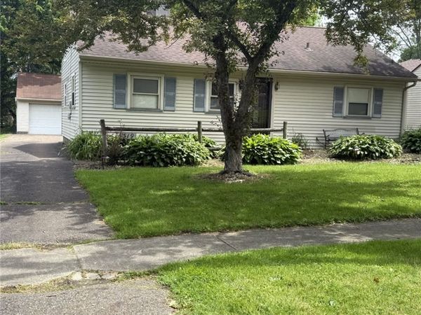 319 Ohio Avenue , McDonald, OH 44437